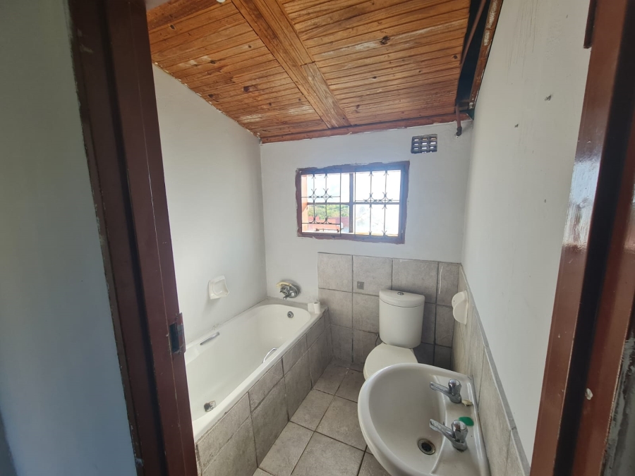 2 Bedroom Property for Sale in Mdantsane Nu 14 Eastern Cape